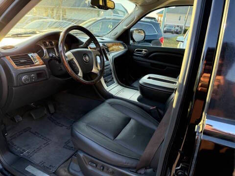 2013 Cadillac Escalade ESV Platinum Edition