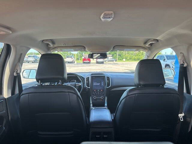 2023 Ford Edge Titanium