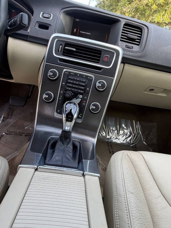 2014 Volvo S60 T5
