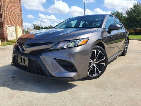 2020 Toyota Camry for sale at AUTO DIRECT in Houston TX