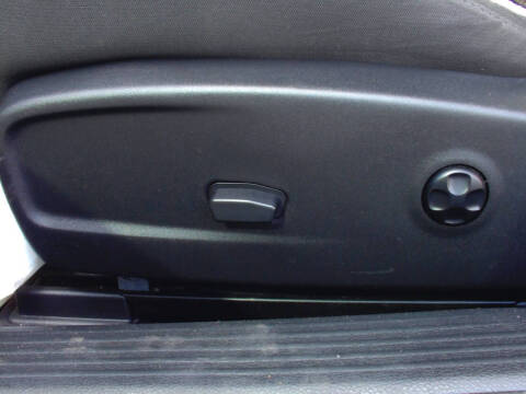 2017 Dodge Challenger SXT Plus