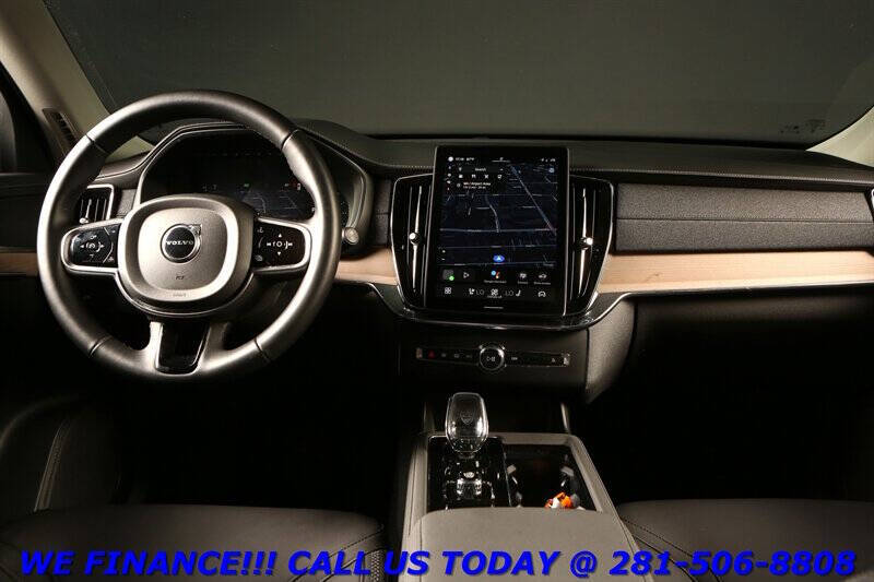 2025 Volvo XC90 B6 Plus Bright Theme 7P