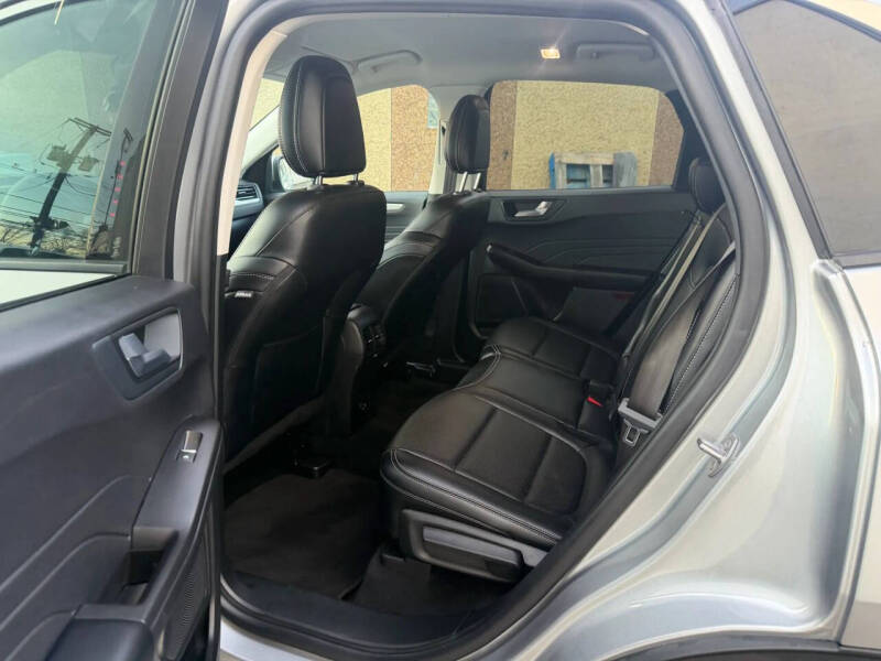 2021 Ford Escape Hybrid SEL