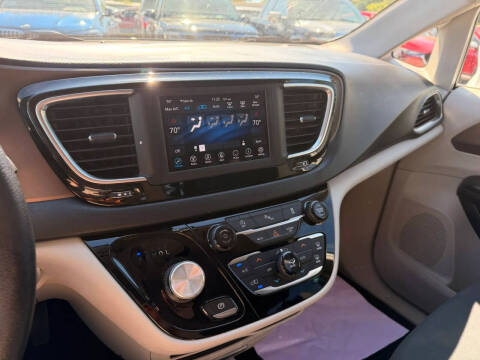 2019 Chrysler Pacifica Touring Plus