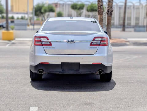 2019 Ford Taurus Limited