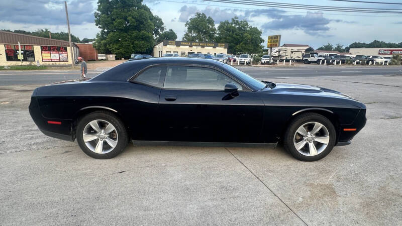 2016 Dodge Challenger SXT