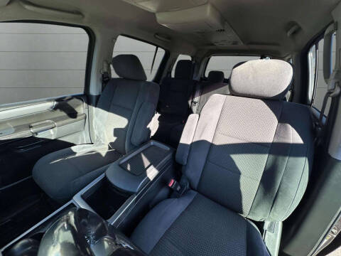 2014 Nissan Armada SV