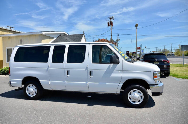 2008 Ford E-Series E-150 XLT