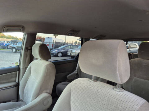 2007 Toyota Sienna LE 7-Passenger