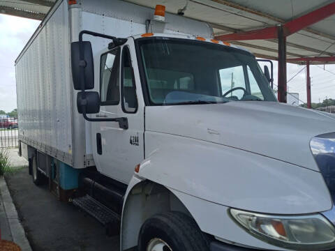 2005 International DuraStar 4200