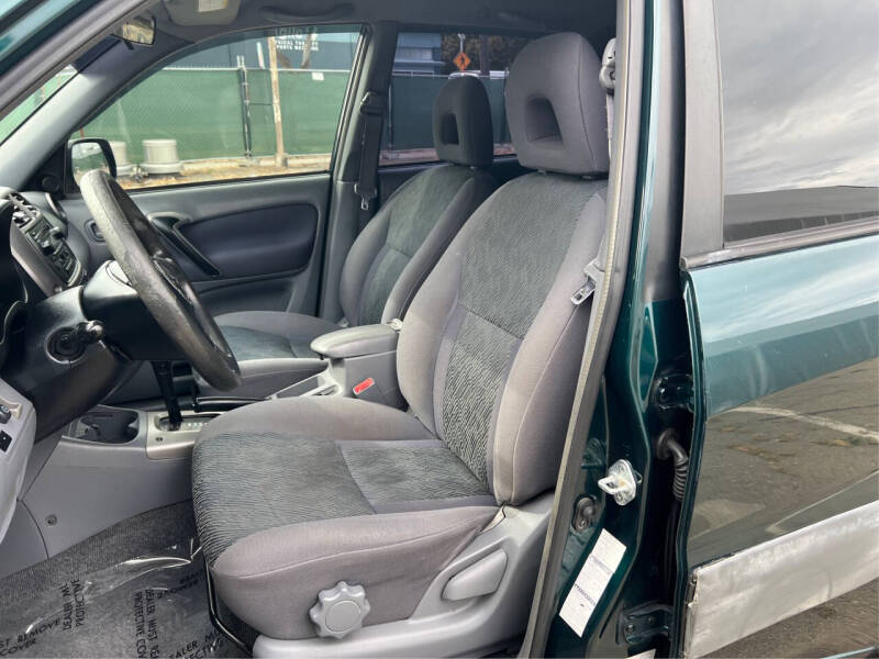 2001 Toyota RAV4