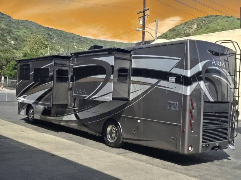 2017 Thor Motor Coach Aria
