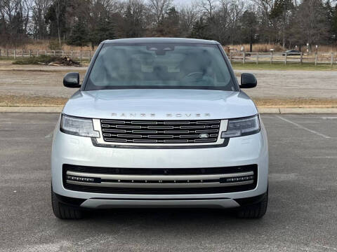 2025 Land Rover Range Rover P400 SE