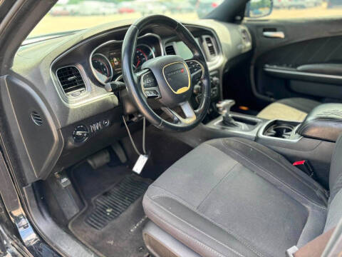 2016 Dodge Charger SXT