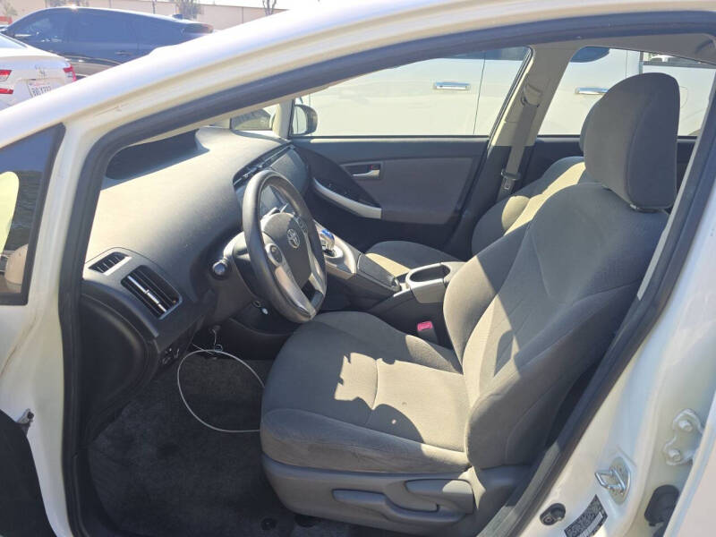 2013 Toyota Prius Two