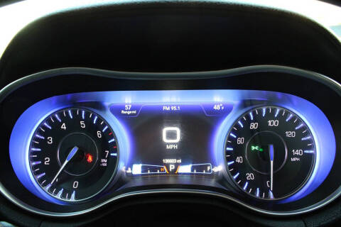 2017 Chrysler 300 Limited