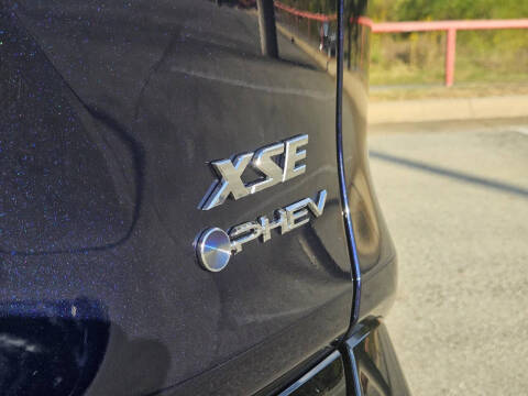 2025 Toyota RAV4 Plug-in Hybrid XSE