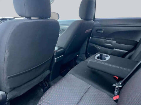 2018 Mitsubishi Outlander Sport LE