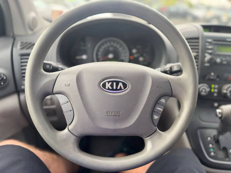 2006 Kia Sedona