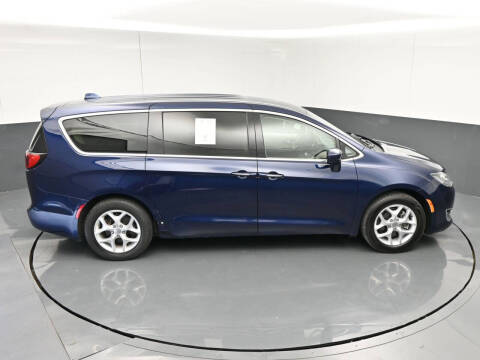 2018 Chrysler Pacifica Touring Plus
