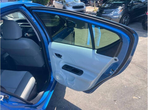 2013 Toyota Prius c