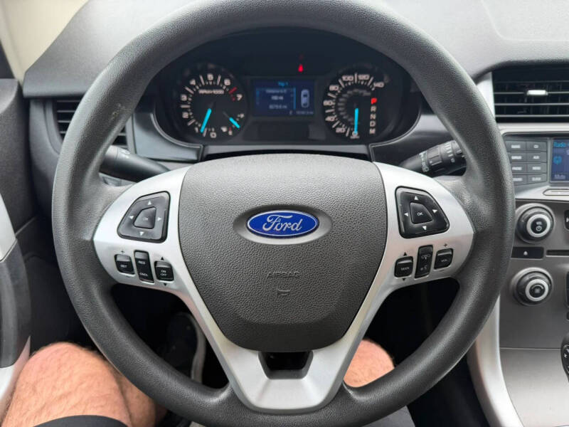2012 Ford Edge SE