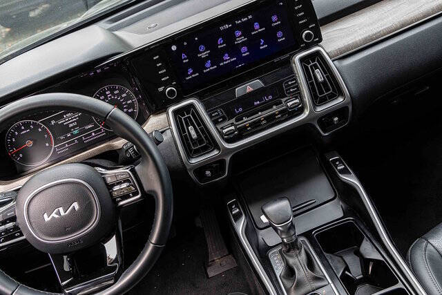 2022 Kia Sorento X-Line EX