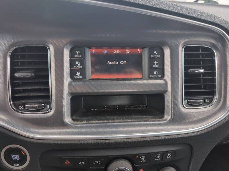 2011 Dodge Charger SE