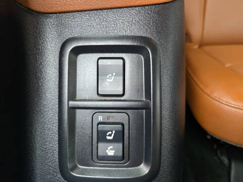 2013 Toyota Sequoia Platinum