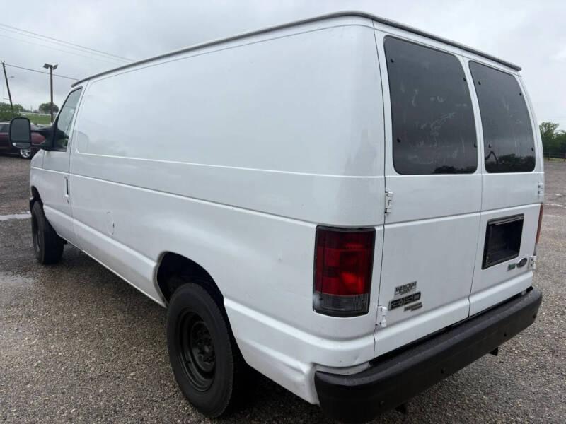 2011 Ford E-Series E-150