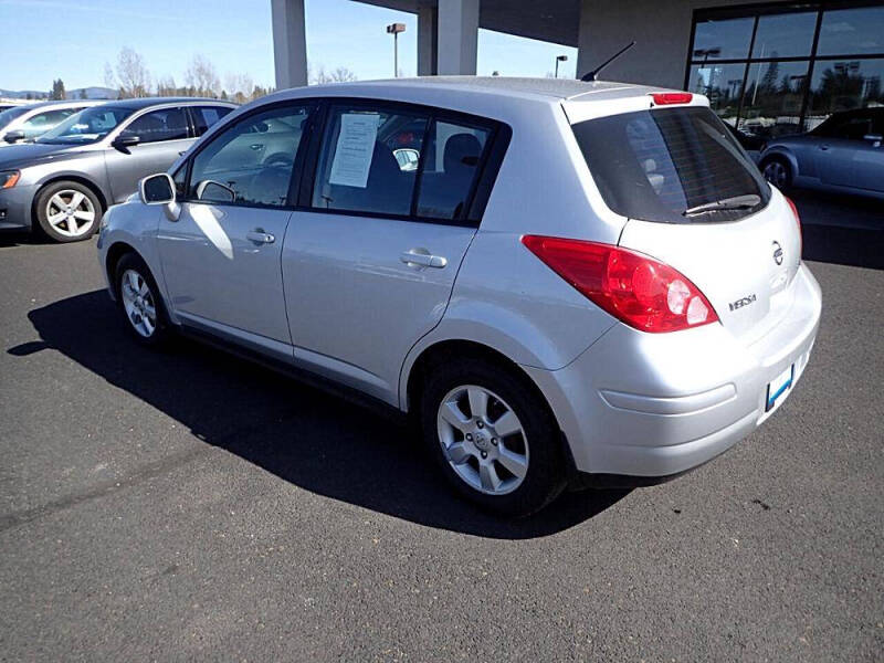 2008 Nissan Versa 1.8 S