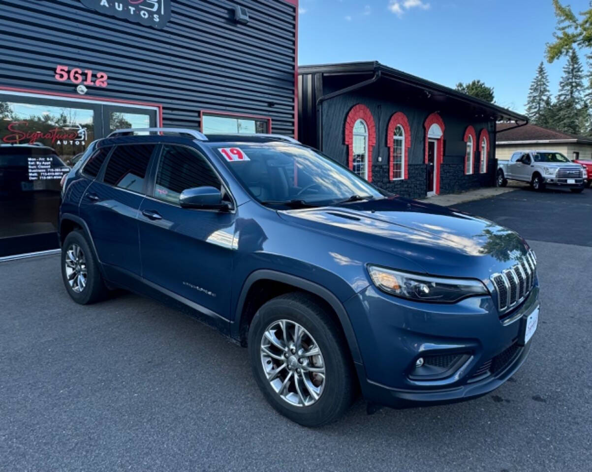 2019 Jeep Cherokee for sale at SIGNATURE AUTOS LLC in Weston, WI