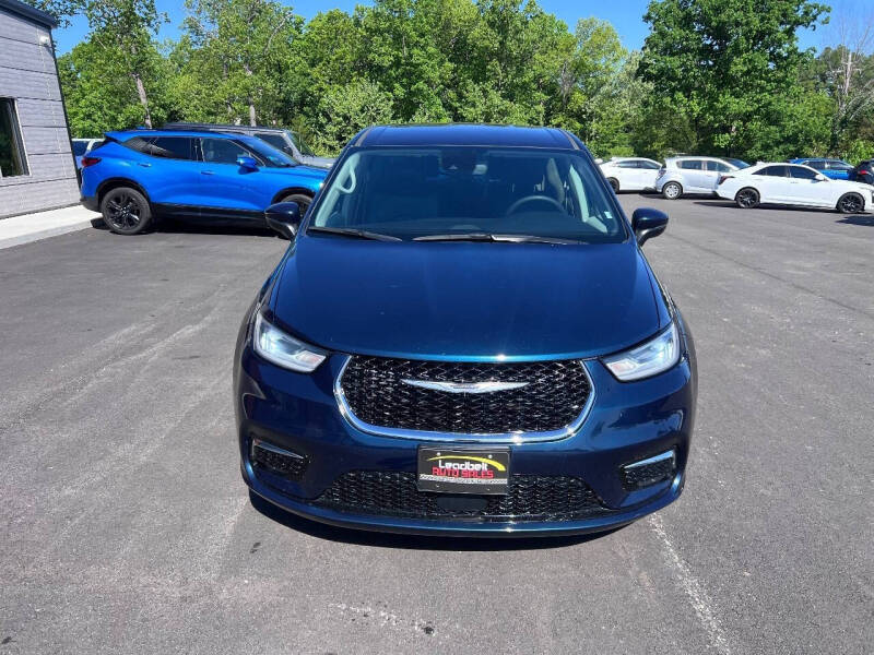 2023 Chrysler Pacifica Touring L