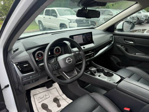 2026 Nissan Rogue SL