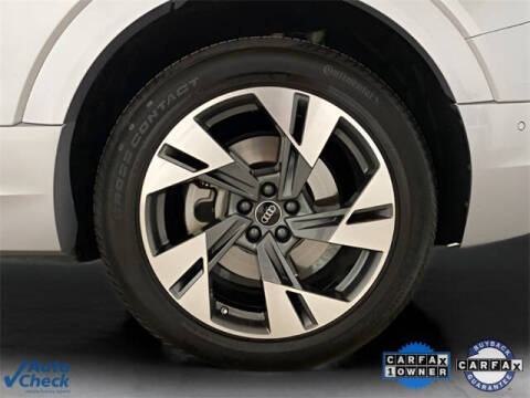 2023 Audi e-tron quattro Premium Plus