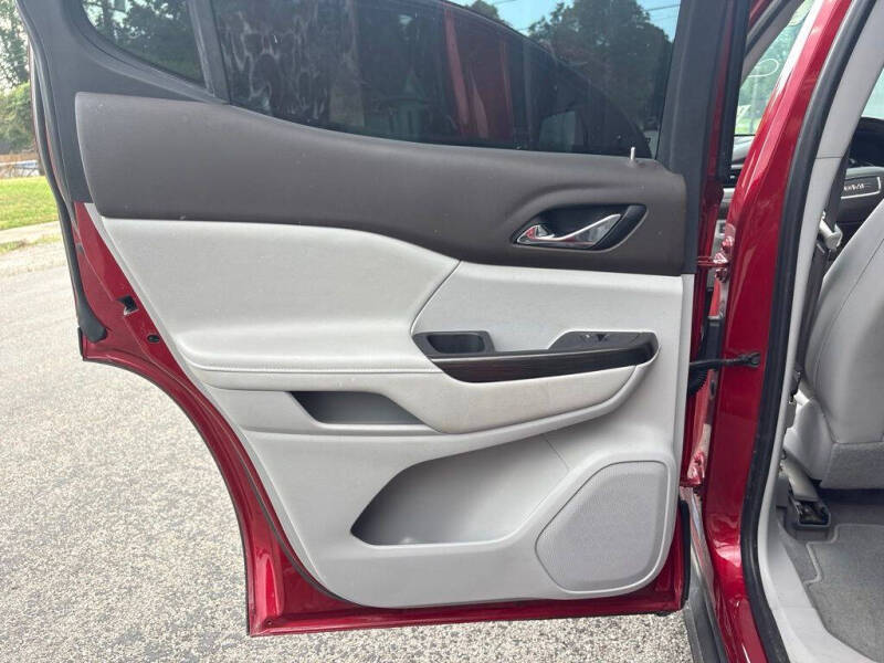 2021 GMC Acadia SLT