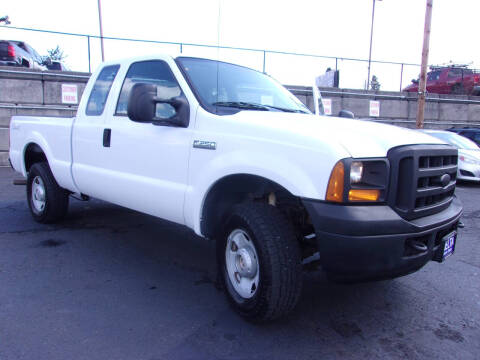 2005 Ford F-250 Super Duty for sale at Delta Auto Sales in Milwaukie OR