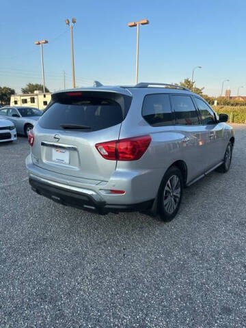 2020 Nissan Pathfinder S