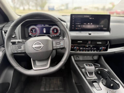 2025 Nissan Rogue SL