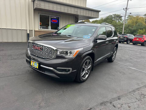 2017 GMC Acadia Denali