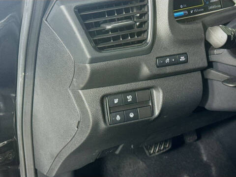 2022 Nissan LEAF SV PLUS