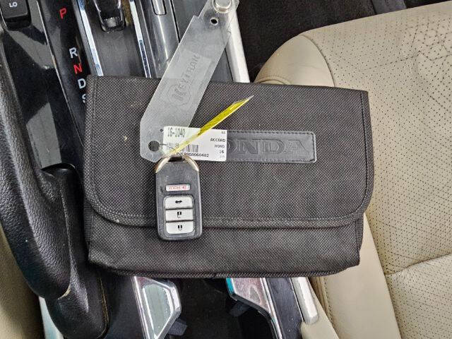 2016 Honda Accord EX-L w/Navi w/Honda Sensing