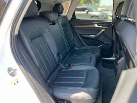 2023 Audi Q5 quattro Premium 40 TFSI