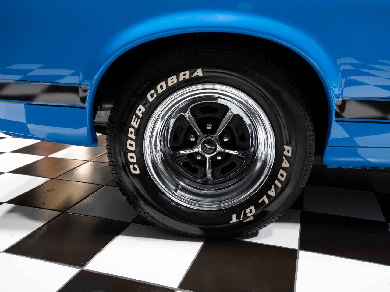 1970 Ford Mustang 36