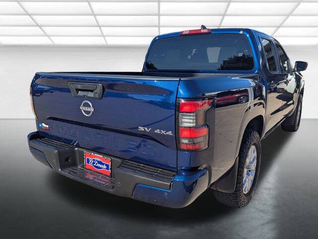 2022 Nissan Frontier SV