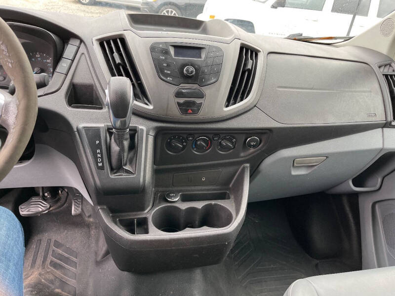 2015 Ford Transit Base photo 22