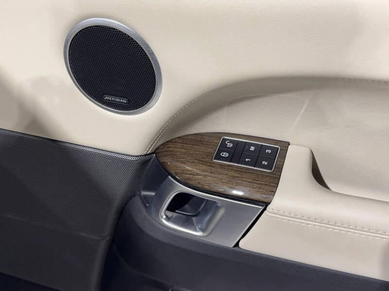 2017 Land Rover Range Rover Sport HSE