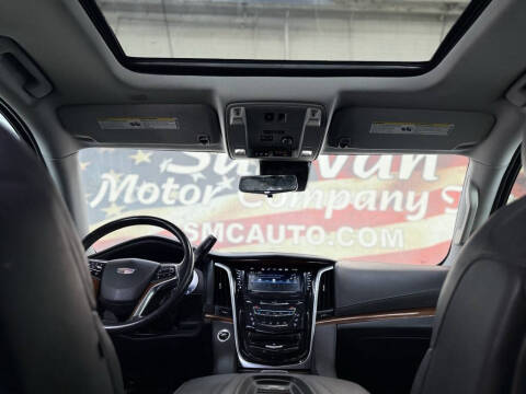 2019 Cadillac Escalade Luxury