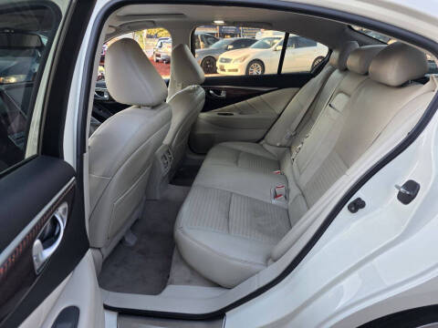 2017 Infiniti Q50 Red Sport 400