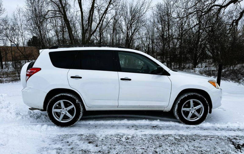 2012 Toyota RAV4 for sale at Greystone Auto Group in Grand Rapids MI